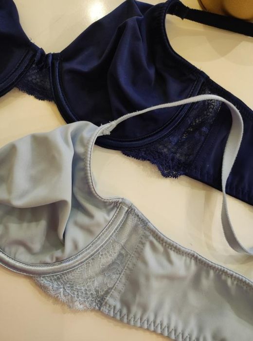 Комплект бюстгалтерів