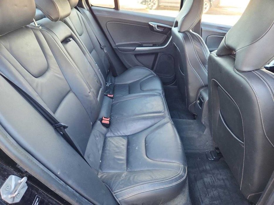 Volvo s60 2015 рік 2.0t