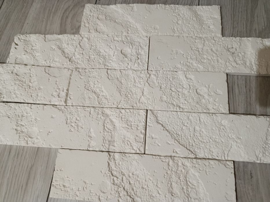 Гіпсова плитка  власного виробництва