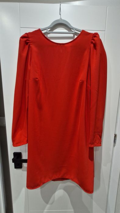 Czerwona sukienka