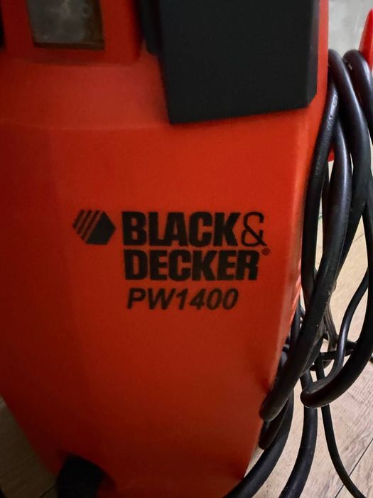 Мойка высокого давления Black & Decker PW1400