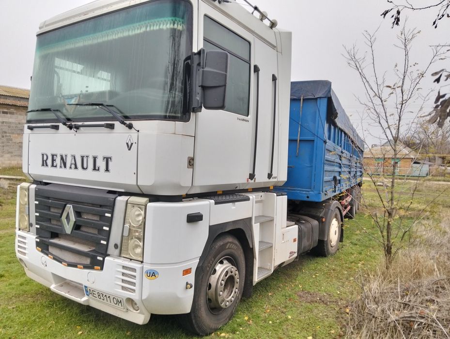 Продам Renault magnun 440