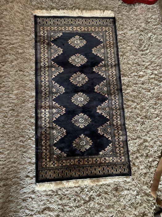 Dywanik , dywan recznie tkany z Pakistanu  100% welna