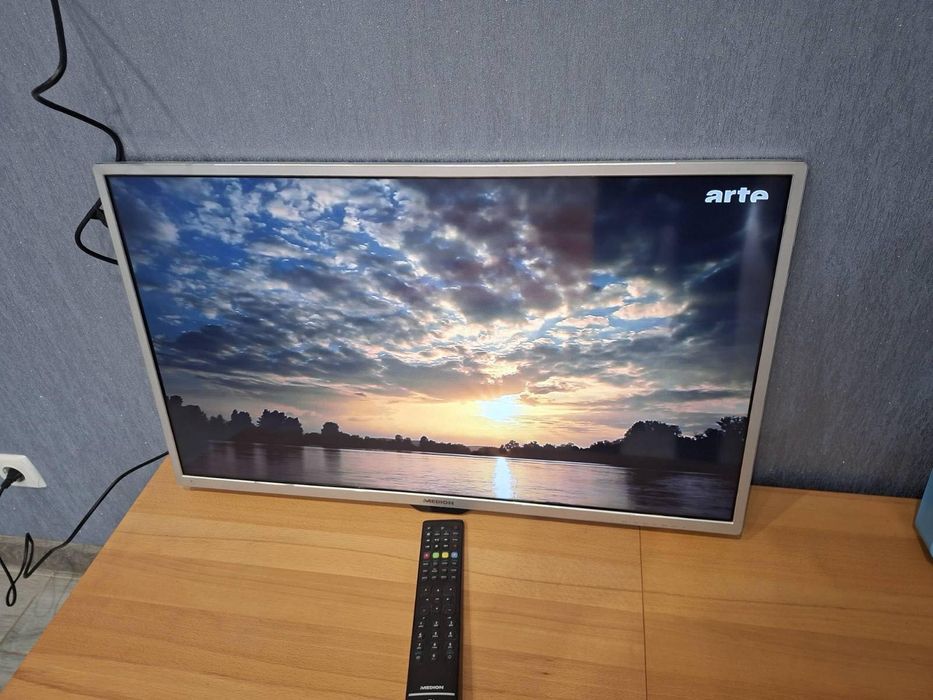 Продам телевизор Medion