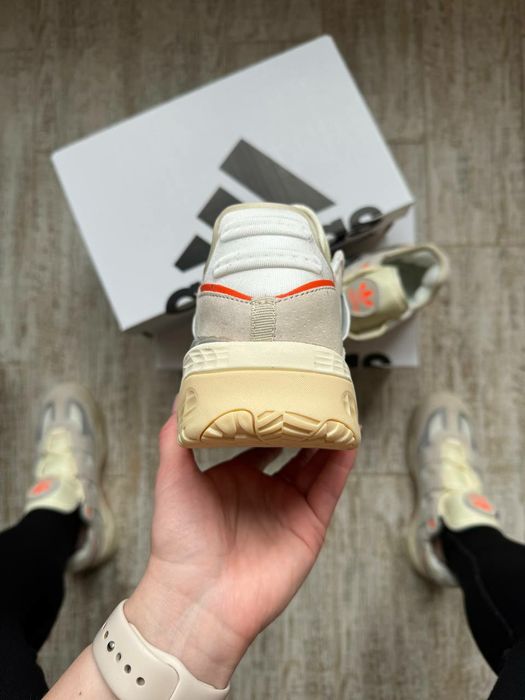Кросівки Жіночі Adidas Niteball HD Beige & White Orange / Женские Кроссовки Adidas / Adidas