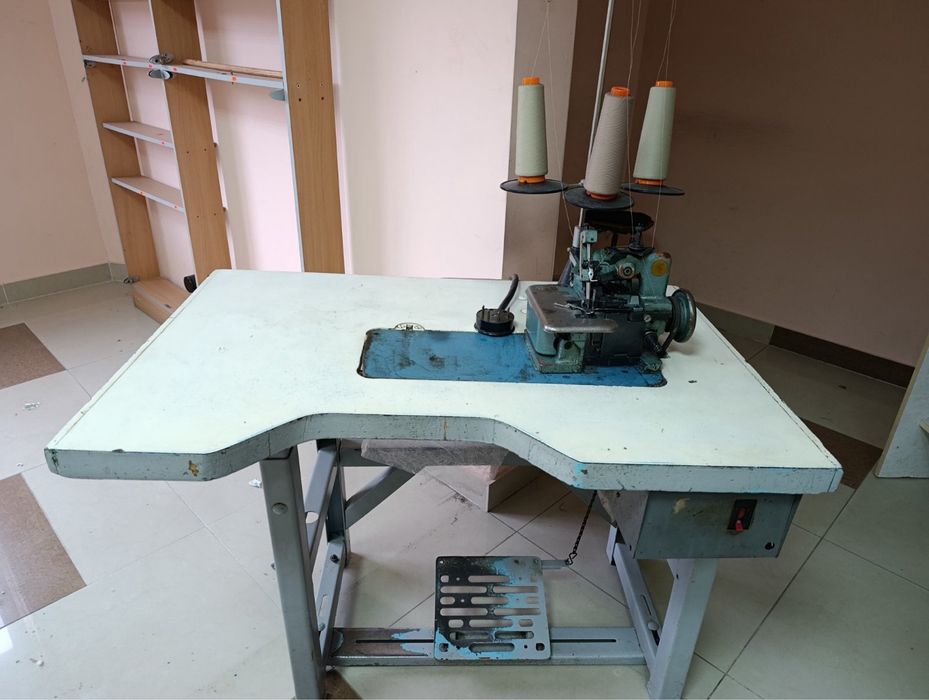 Швейна машина.