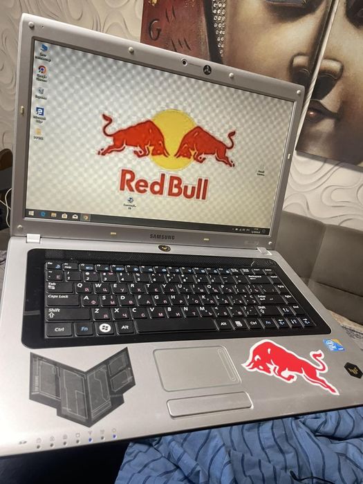 Ноутбук самсунг!