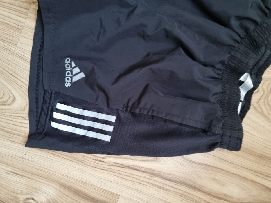 Spodenki szorty Adidas M 38