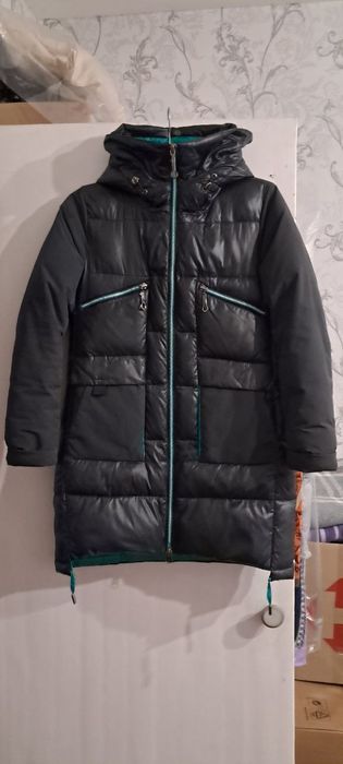 Зимовий, жіночий пуховик