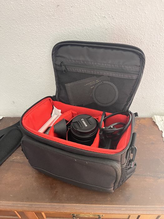 Canon EOS 250D + kit Lente 18-55mm + Bolsa Original Canon