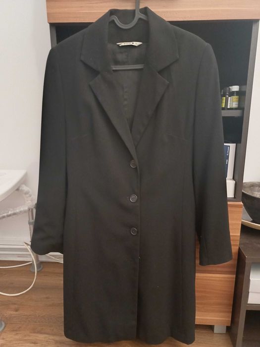 Garnitur damski z długą marynarką