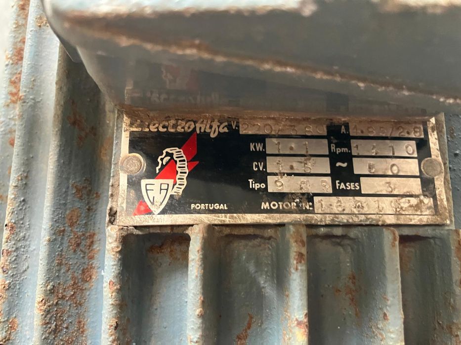 Bomba de água móvel