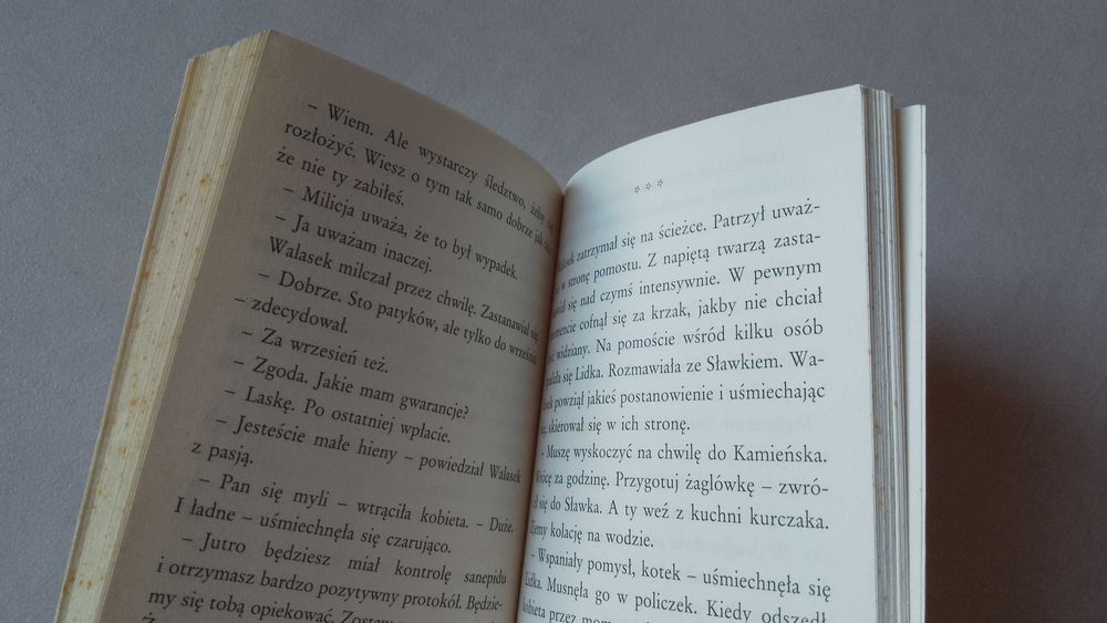 07 zgłoś się "Hieny" Kolekcja książek o poruczniku Borewiczu tom 14
