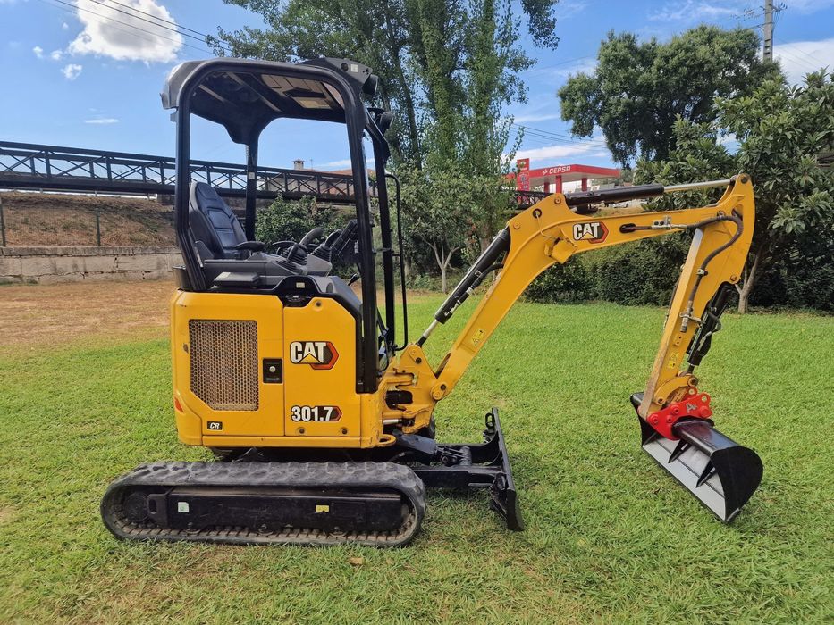 Mini escavadora cat 1.7 tn