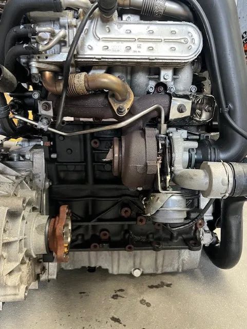 Motor Vw Golf V Seat Leon Altea skoda 1.9 tdi 105 CV Ref: BXE