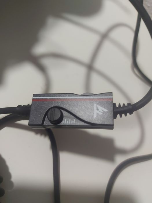 Thrustmaster T.Racing Scuderia Ferrari Edition Headset Gaming