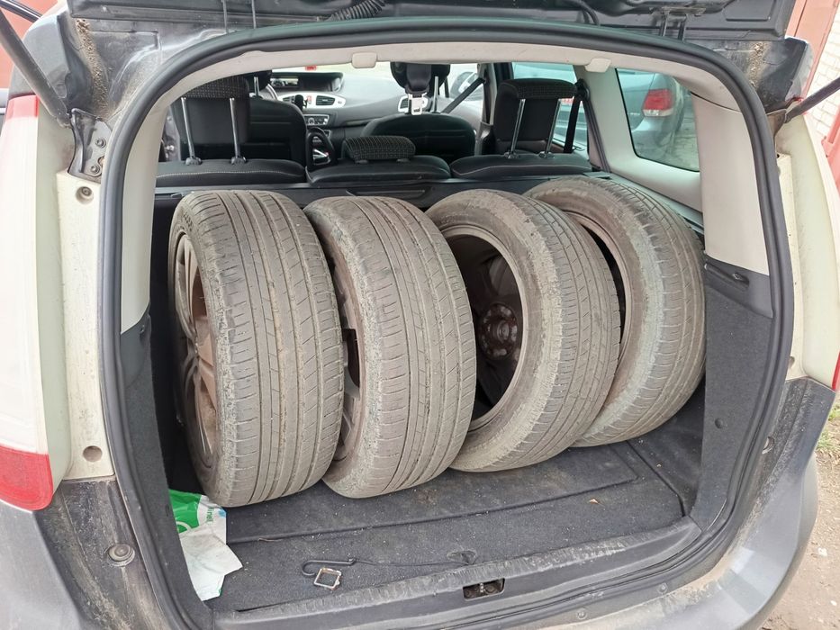 Продам власне авто Renault Grand Scenic