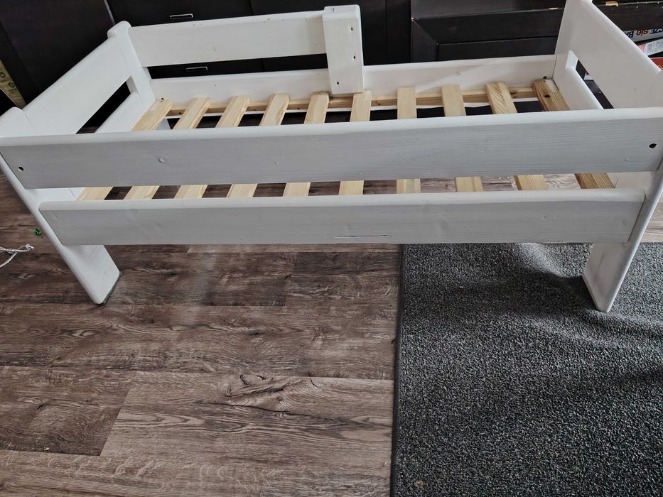 Łóżko dziecięce 125x65