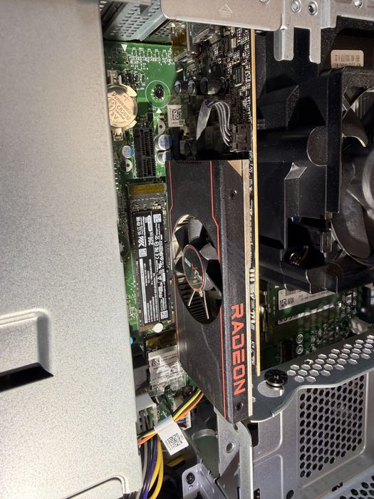 Huawei MateStation S Ryzen5 4600G AMD Radeon Rx 6400