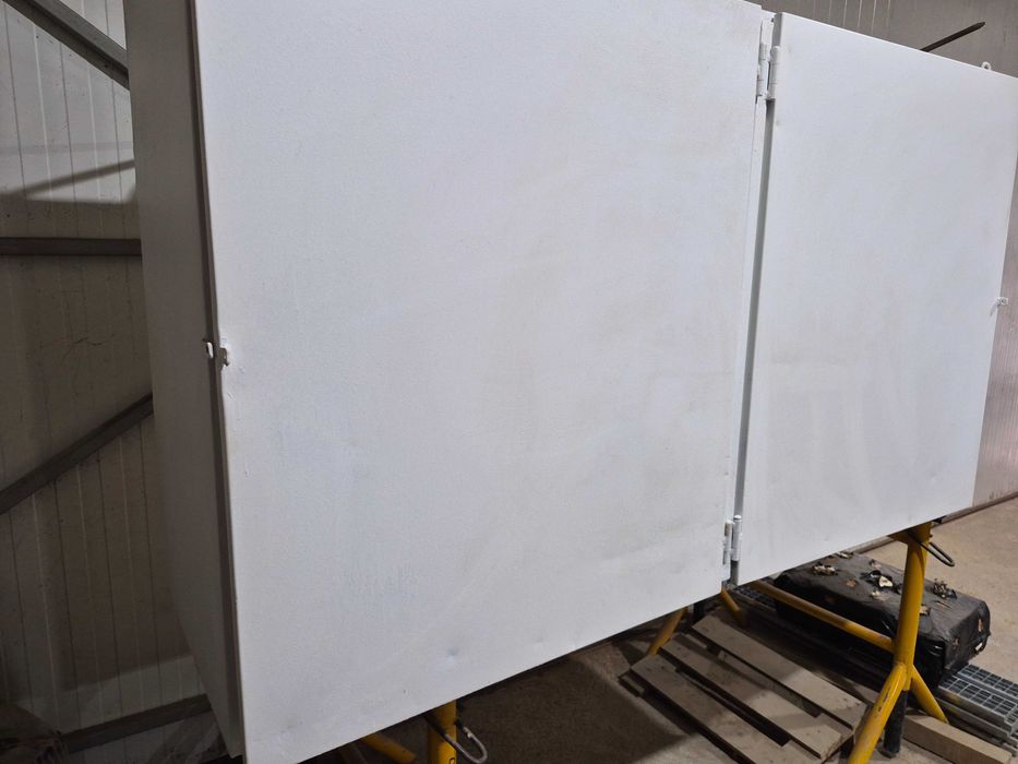 Caixa de ferramentas para carrinha