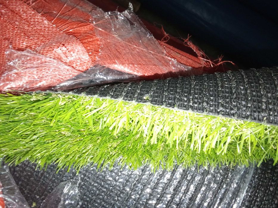 Relva sintetica de 30 e 40 mm (grandes descontos quantidades)