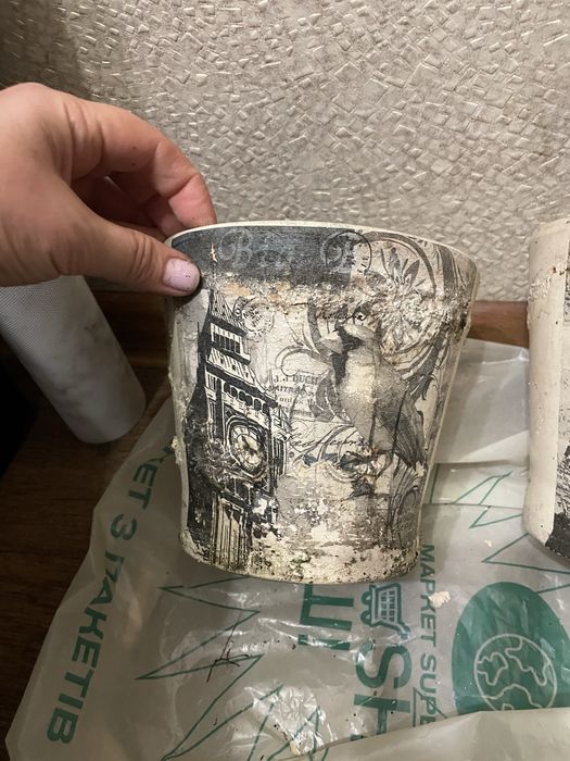 Продам керамічні горщики для квітів. 2 шт.