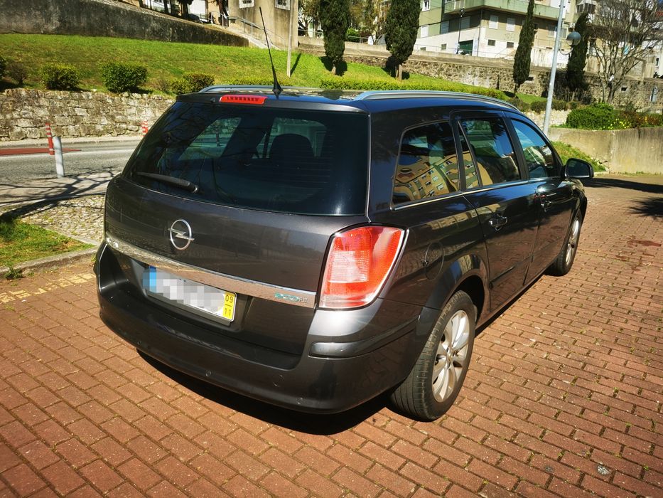 Opel Astra Caravan 1.7Cdti de 2009(Motor Isuzu)