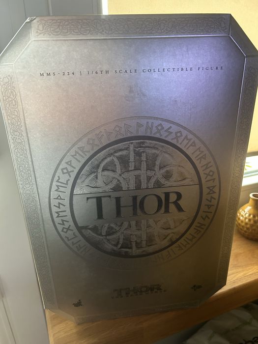 Thor - Mroczny Świat Hot toys mms224