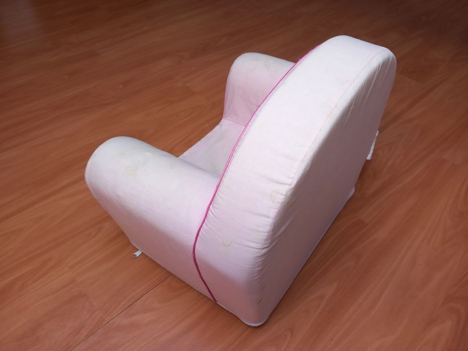 Sofá para criança, cor de rosa e princesas