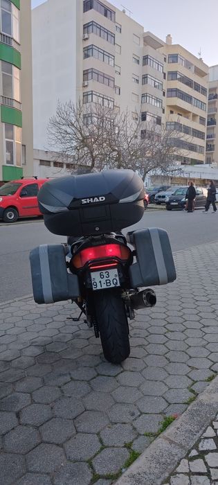 Mota Yamaha GTS 1000