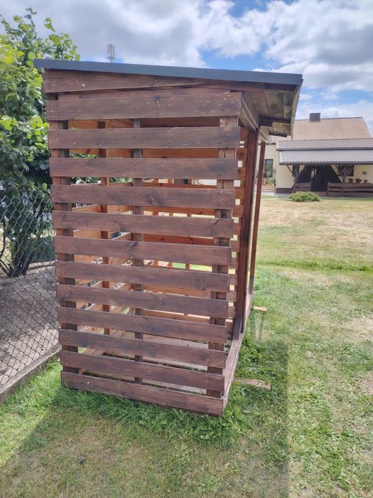 Domek drewutnia / narzędzia