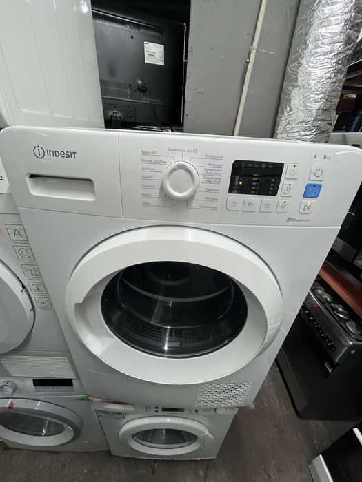 Suszarka Indesit na pompie ciepła 8kg |12msc |BD stan |Dowóz
