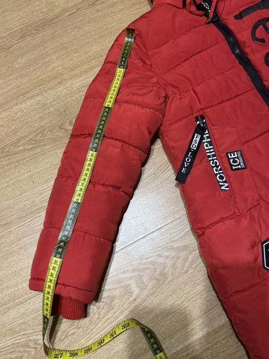 Kurtka zimowa . Wzrost  146 cm