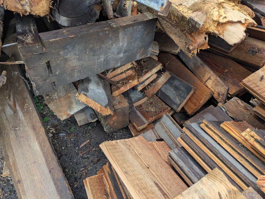 Belki drewniane, deski, drewno