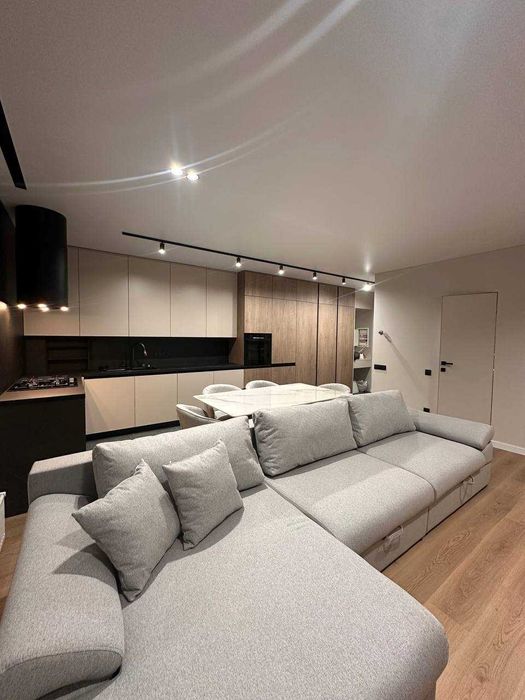 Дизайнерська 2-к з просторою кухнею. Ірпінь, Центральний парк