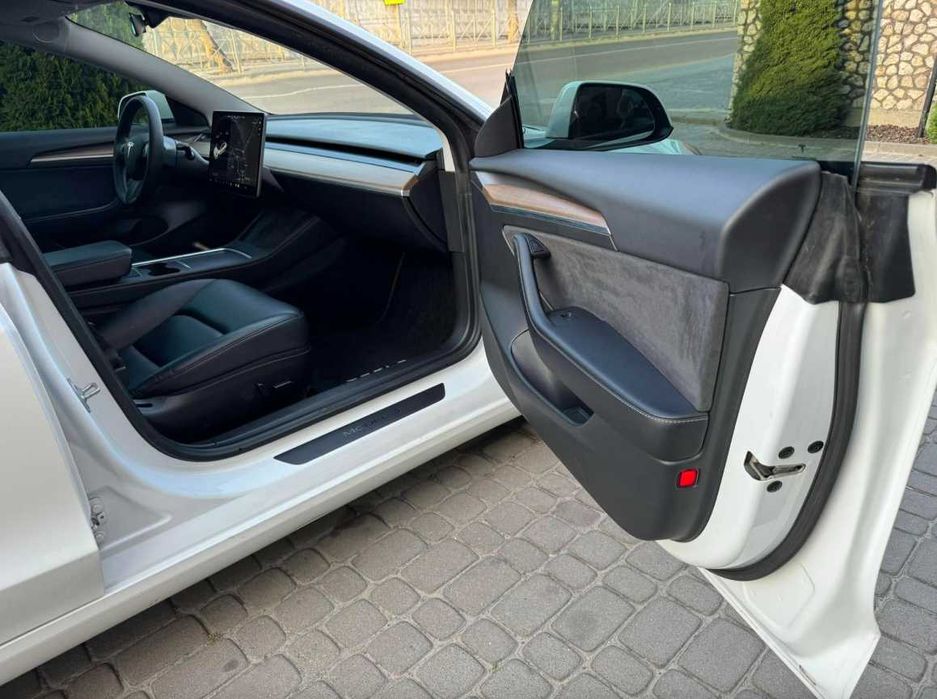 Tesla Model 3 Long Range AWD 2021