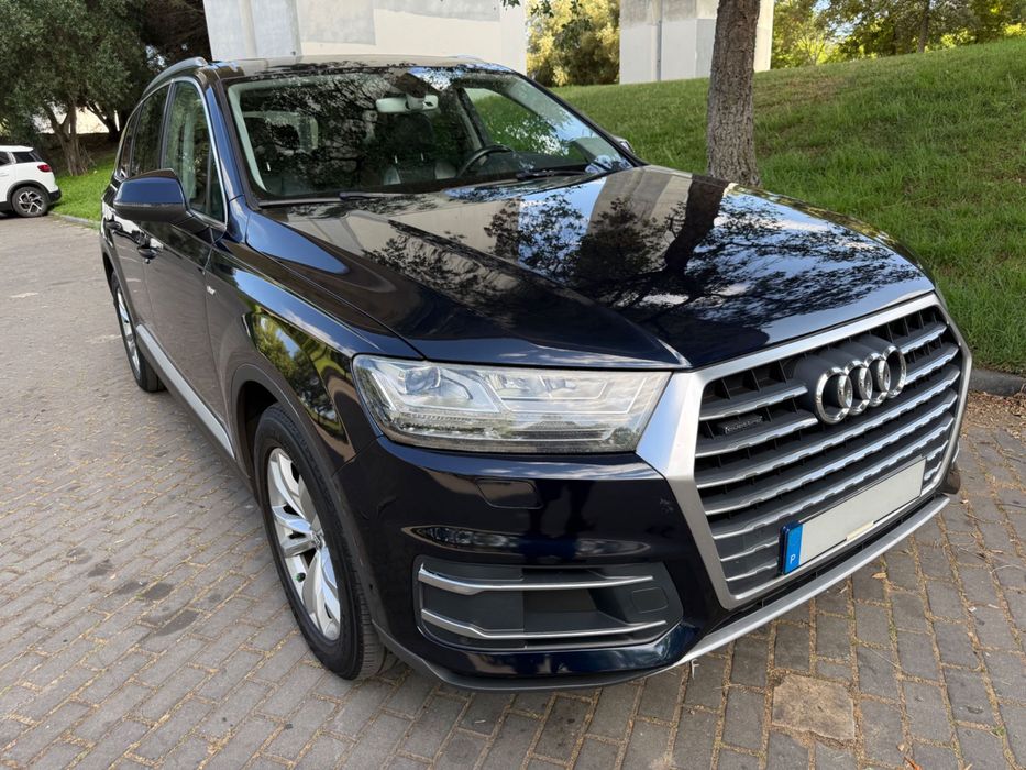 Audi Q7 3.0 V6 TDi Quattro Tiptronic Assistido na Marca