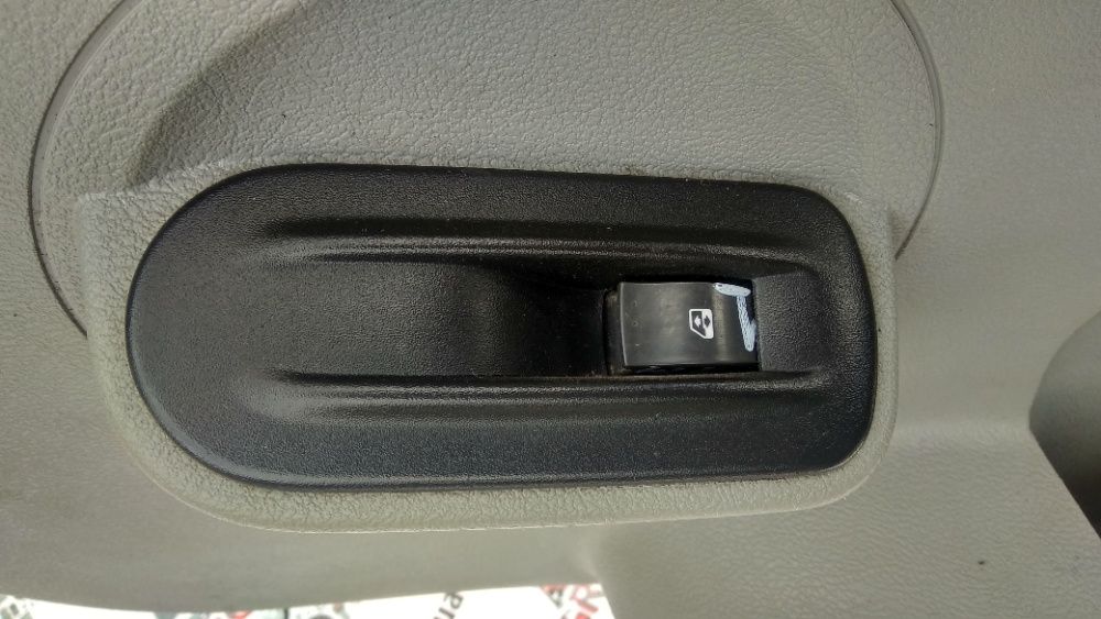 Склопідіймач Електро Стеклоподъемник Renault Master Opel Movano 3+