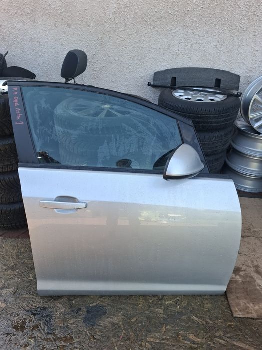 Drzwi prawe przednie Opel Astra J