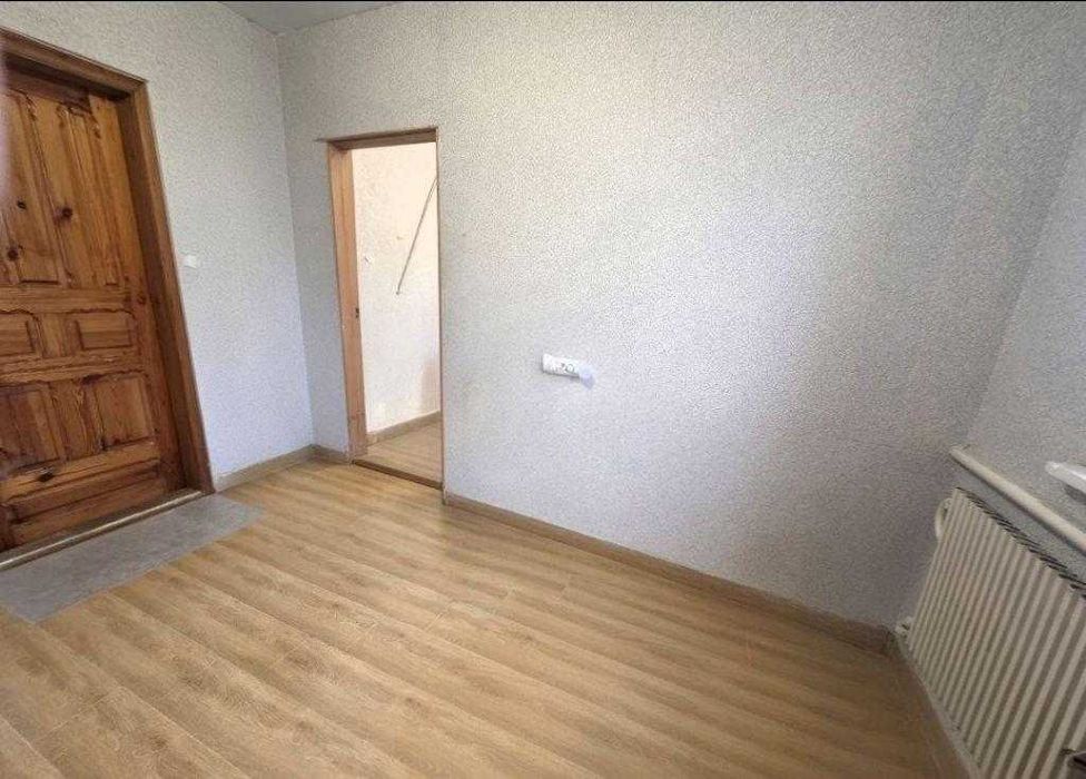 Дві кімнати в гуртожитку