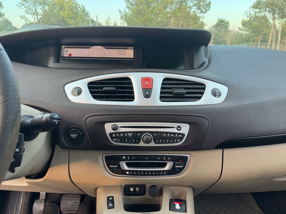 Renault Grand Scénic 2009 1.5 dCi Luxe 7L