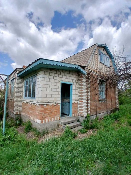 Продається житловий будинок в с. Медвідка, 15 км. від Вінниці