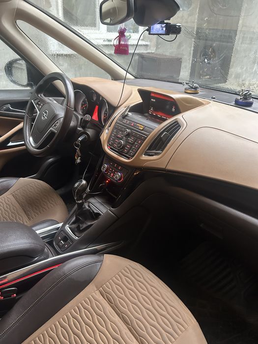 Opel Zafira Tourer