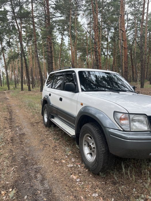 Продам Toyota Land Cruiser Prado 90