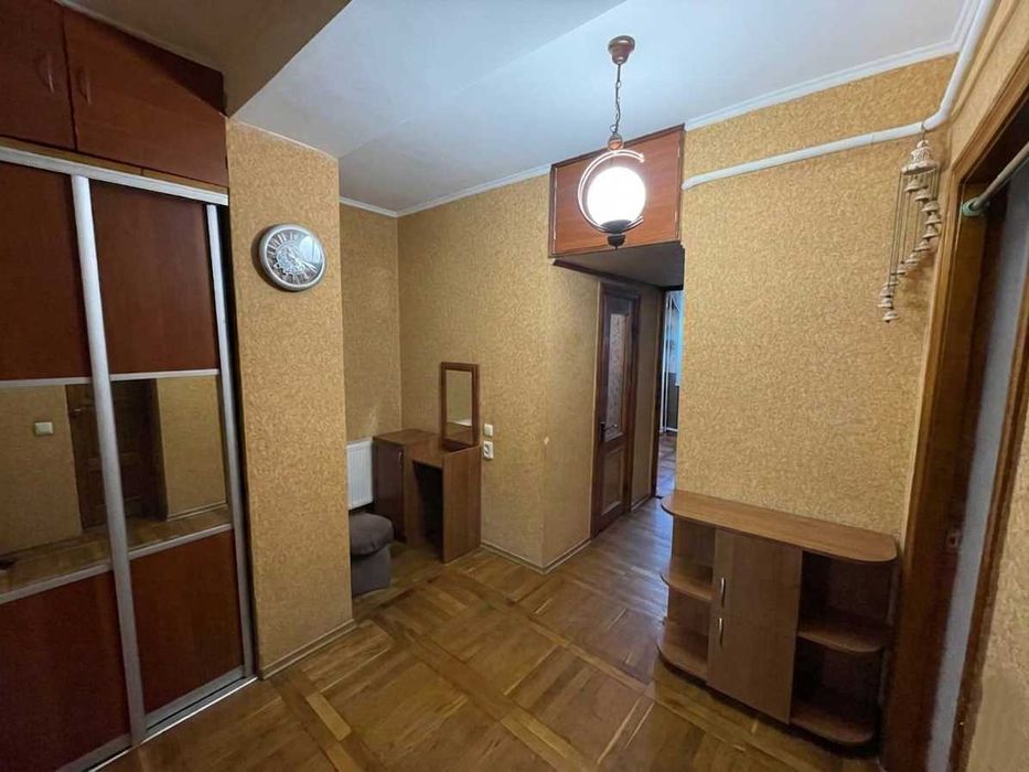 Продам 2к двокімнатна  квартира, Чешка, АГВ, Вишенька