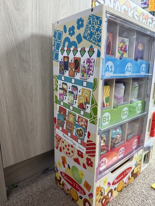 Automat do przekąsek - zabawkowa maszyna sprzedająca Melissa and Doug