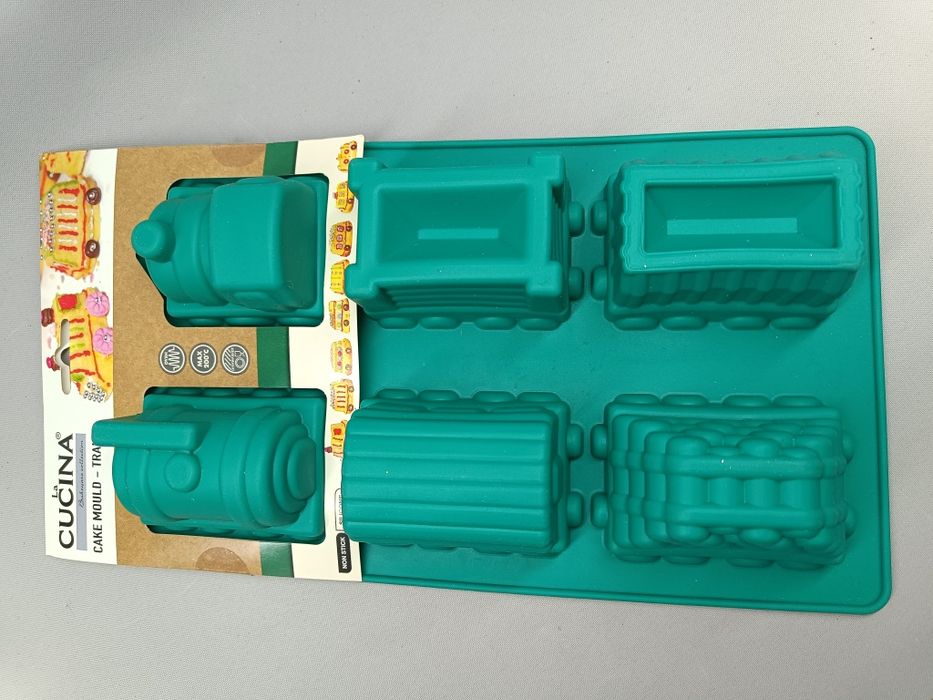 Silikonowa forma do pieczenia ciasta pociag