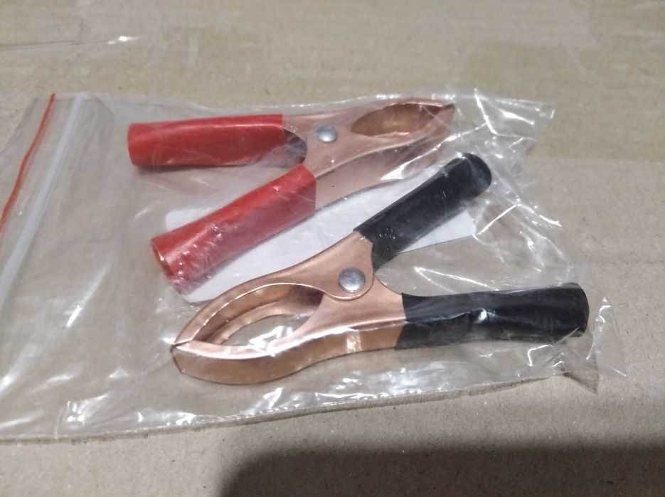 Крокодилы для автомобильных аккумуляторов, зажимы на клемы до 30А