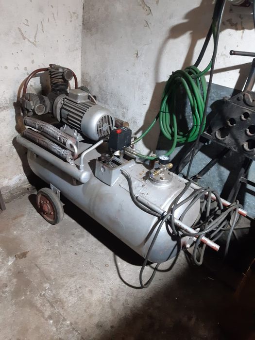 Kompresor 3JW60 180l