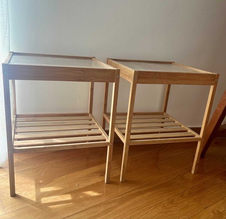 Mesas de cabeceira bambu e vidro